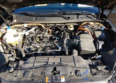 2022 Lincoln Corsair Grand Touring z USA, uszkodzony, nr VIN 5LMTJ5DZ1NUL02017